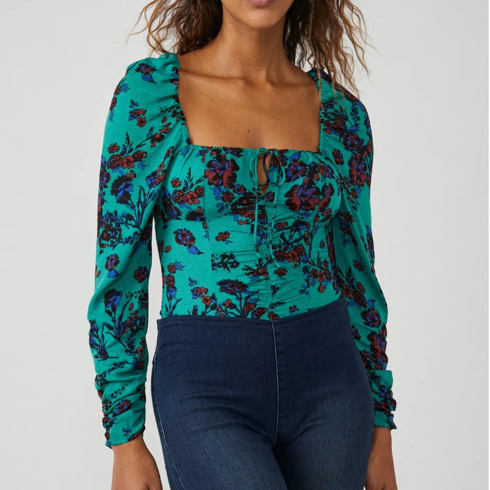 NWT Free People Hilary Printed Top in Green Floral